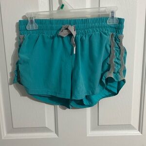 size xs fabletics shorts